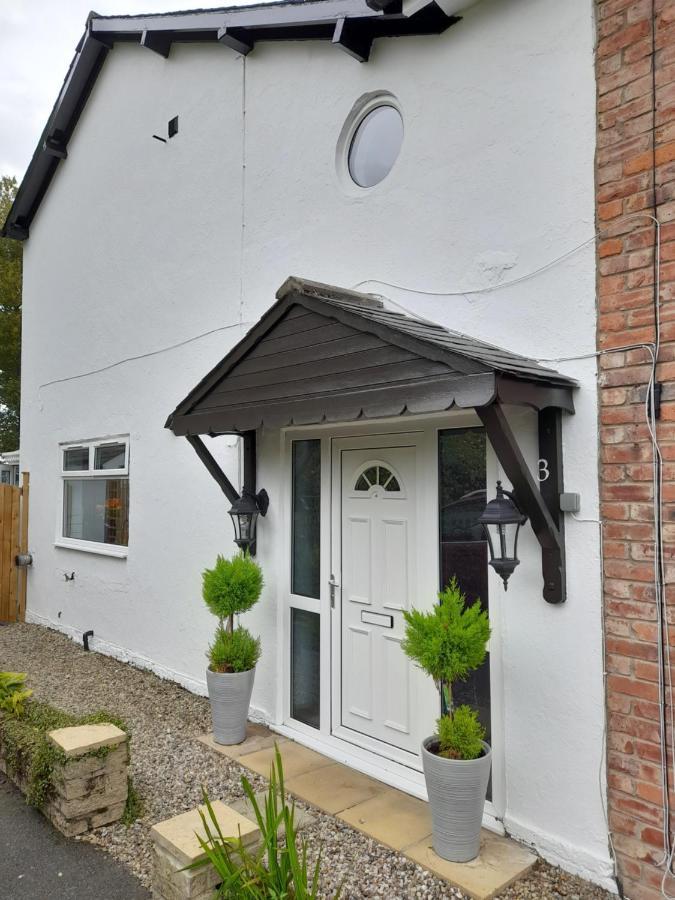 3 Brookside House Pickering Exterior foto